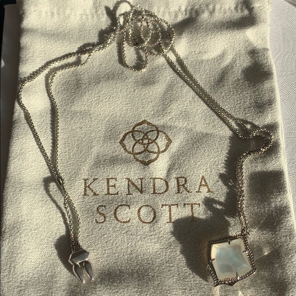 Kendra Scott Silver Kacey Necklace MOP✨